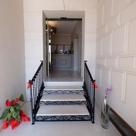 Hotel Borgo Di Ciaula Санта-Флавія Екстер'єр фото