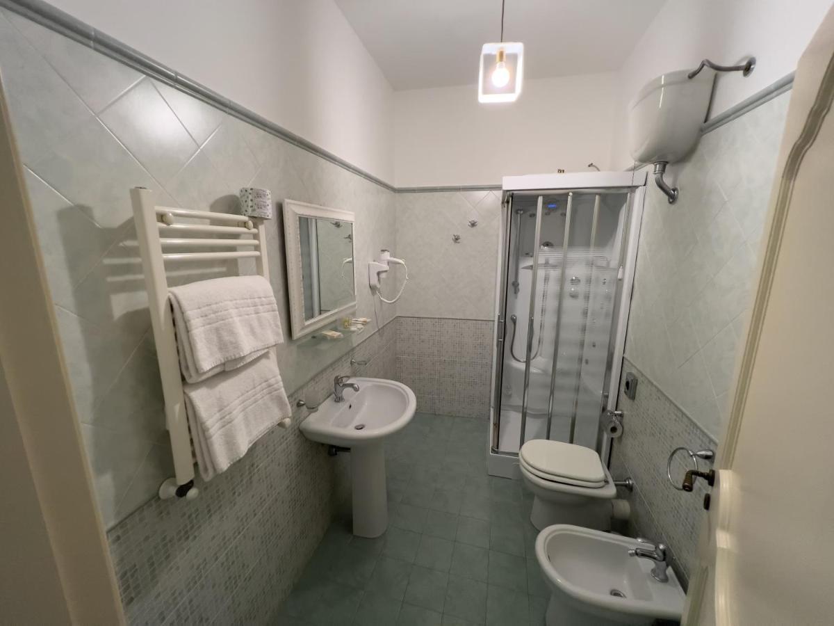 Hotel Borgo Di Ciaula Санта-Флавія Екстер'єр фото