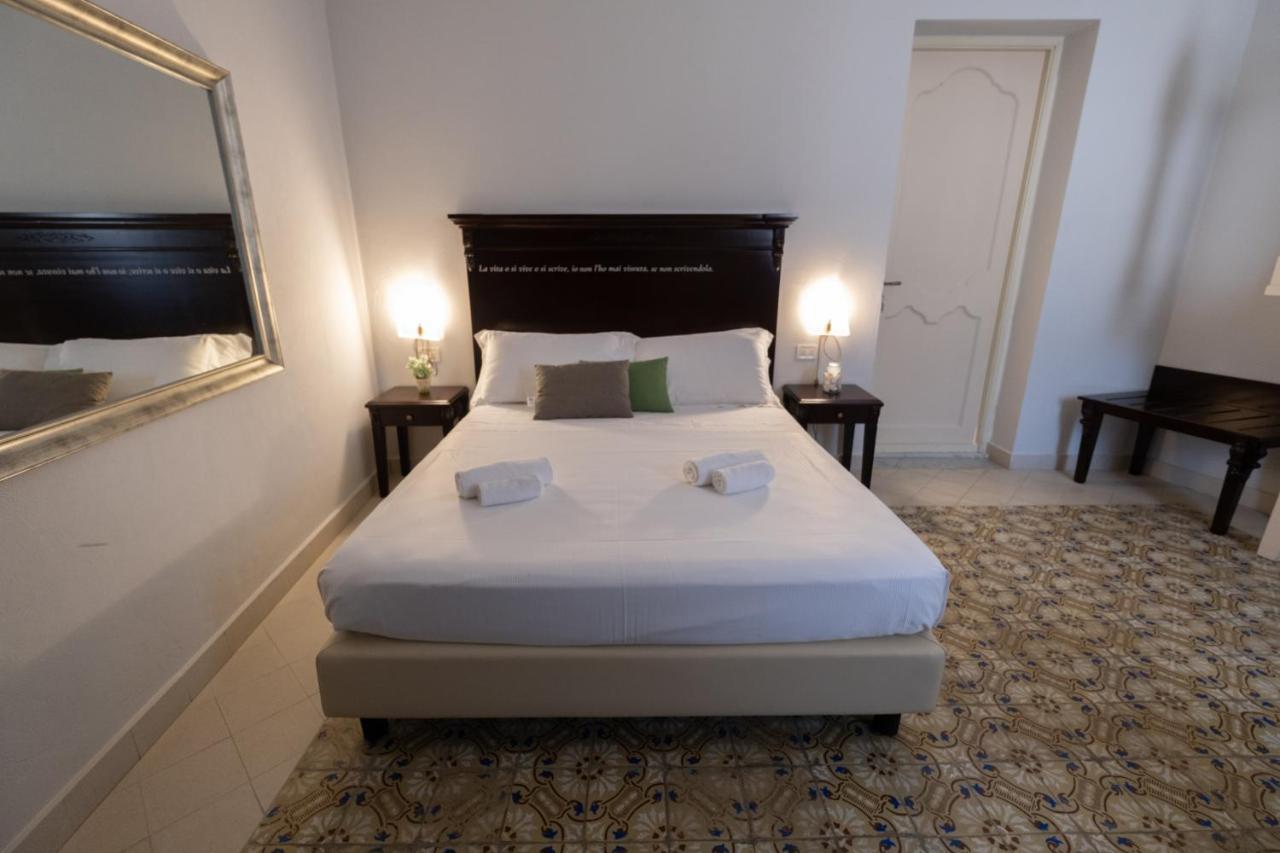 Hotel Borgo Di Ciaula Санта-Флавія Екстер'єр фото