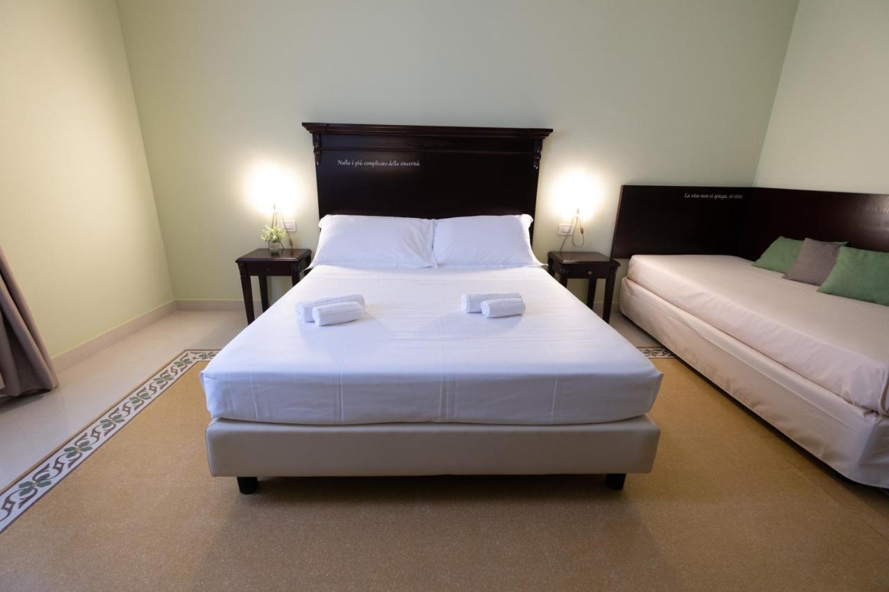 Hotel Borgo Di Ciaula Санта-Флавія Екстер'єр фото